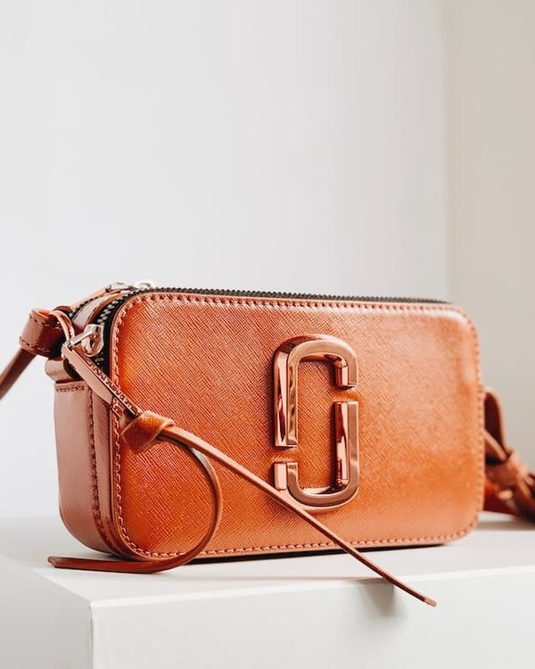 astuces pour nettoyer et entretenir vos sacs en cuir véritable