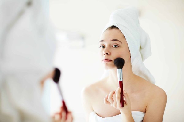 Les nouvelles techniques de maquillage à essayer dès maintenant